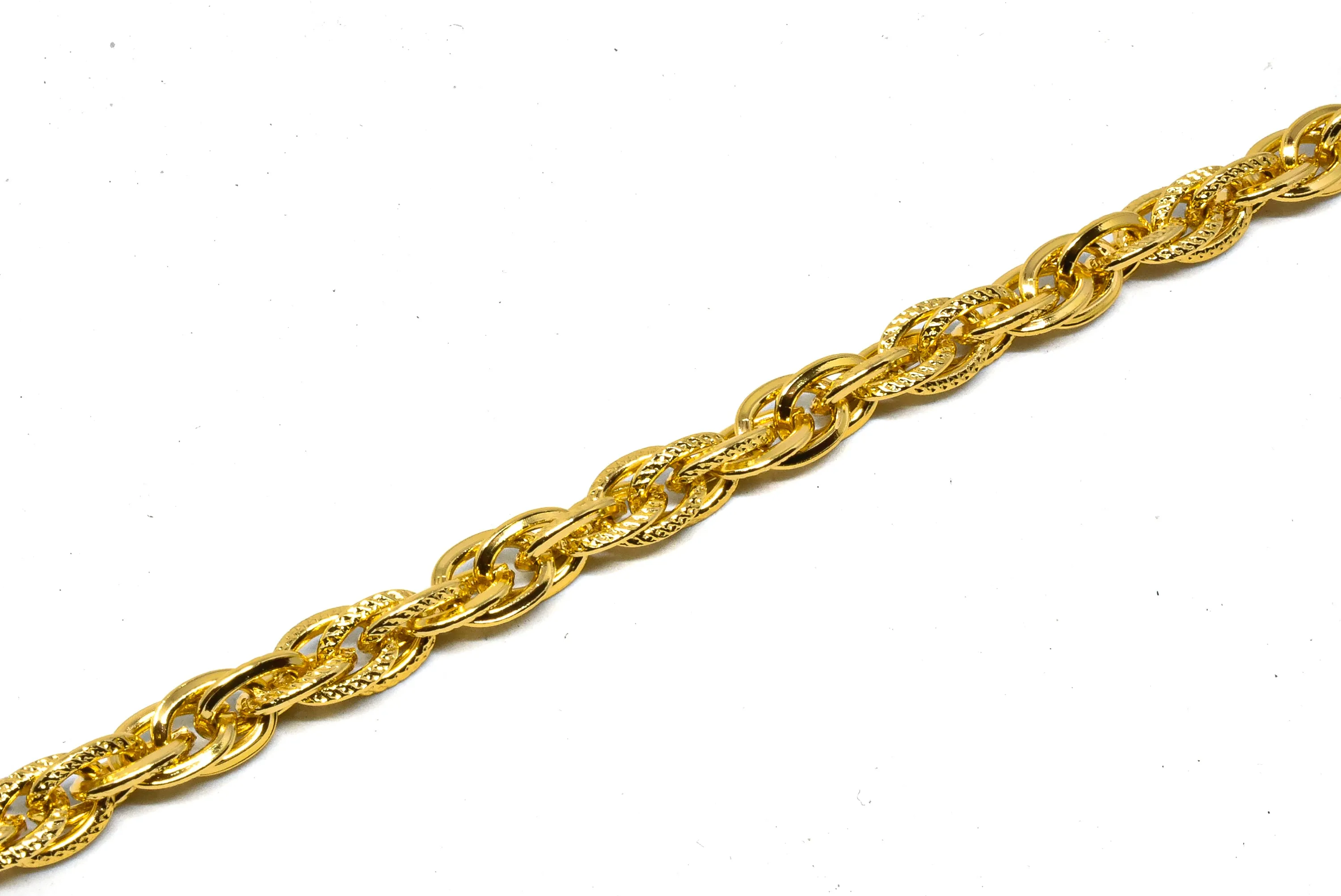 Gold Multi-Layer Aluminum Chain 0.2" - 1 Yard