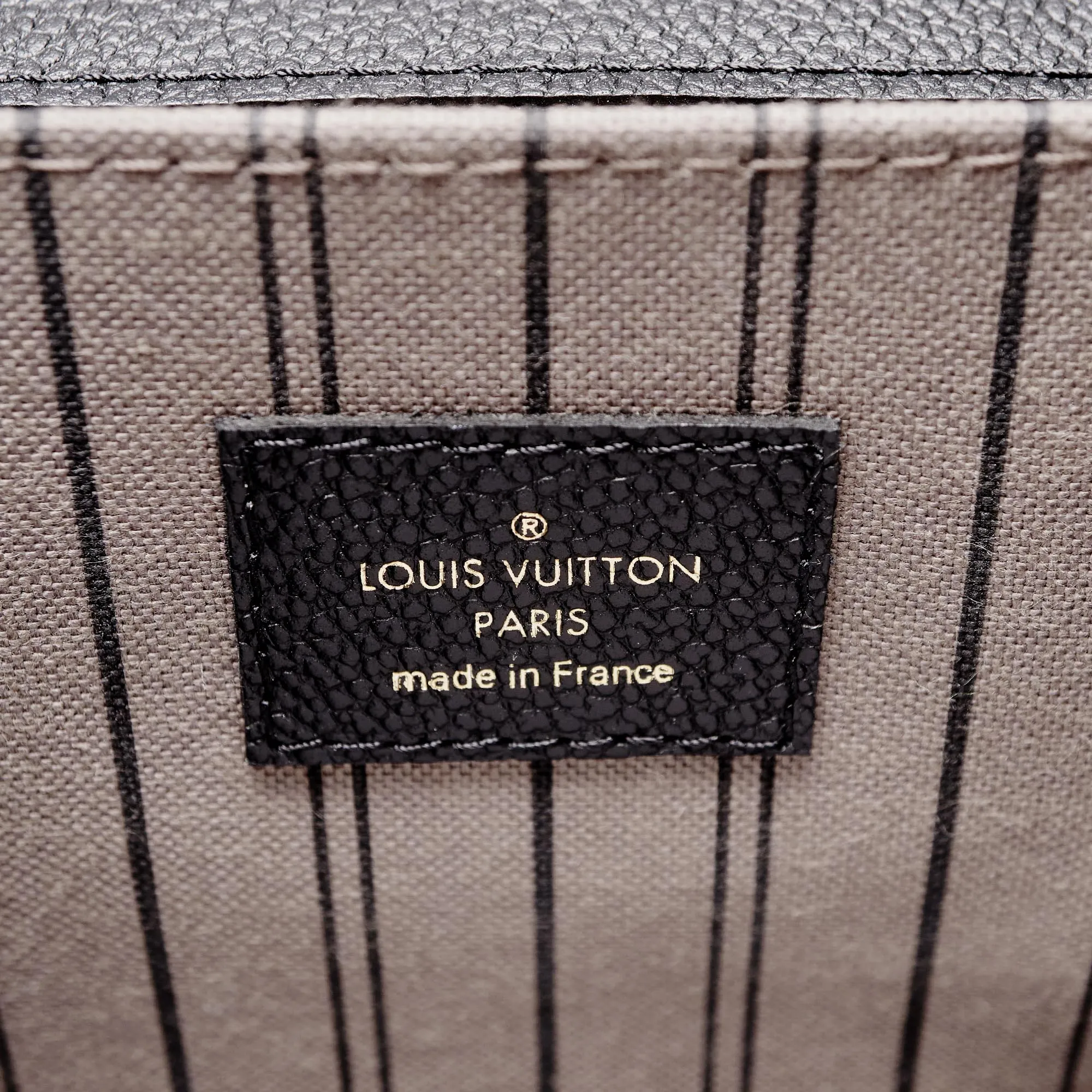 Louis Vuitton Pochette Metis